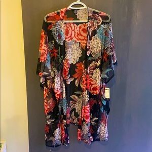 SHEAR FLORAL SHALL 🌺 (with tag)